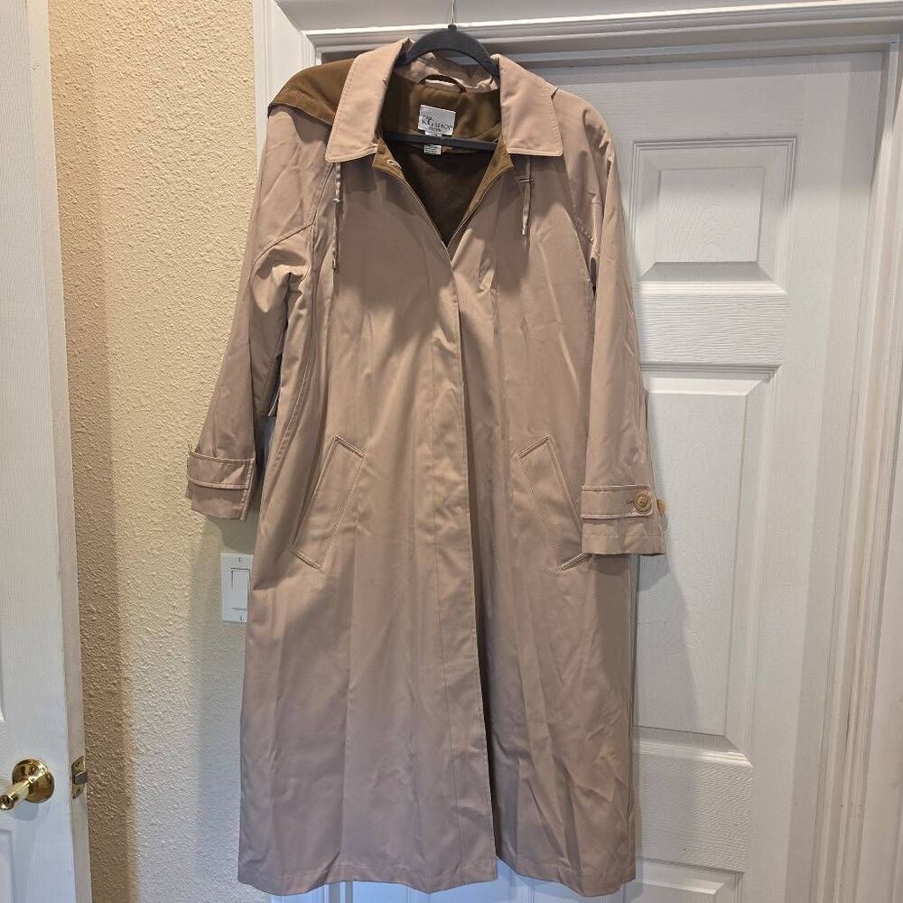 The TOG SHOP PETITES rain trench coat, tan petite med